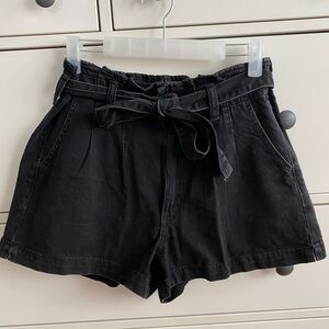 NWT American Eagle Belted Shorts